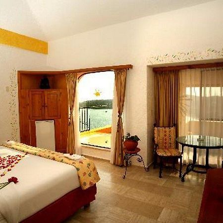 Отель Casa Del Mar Huatulco Экстерьер фото