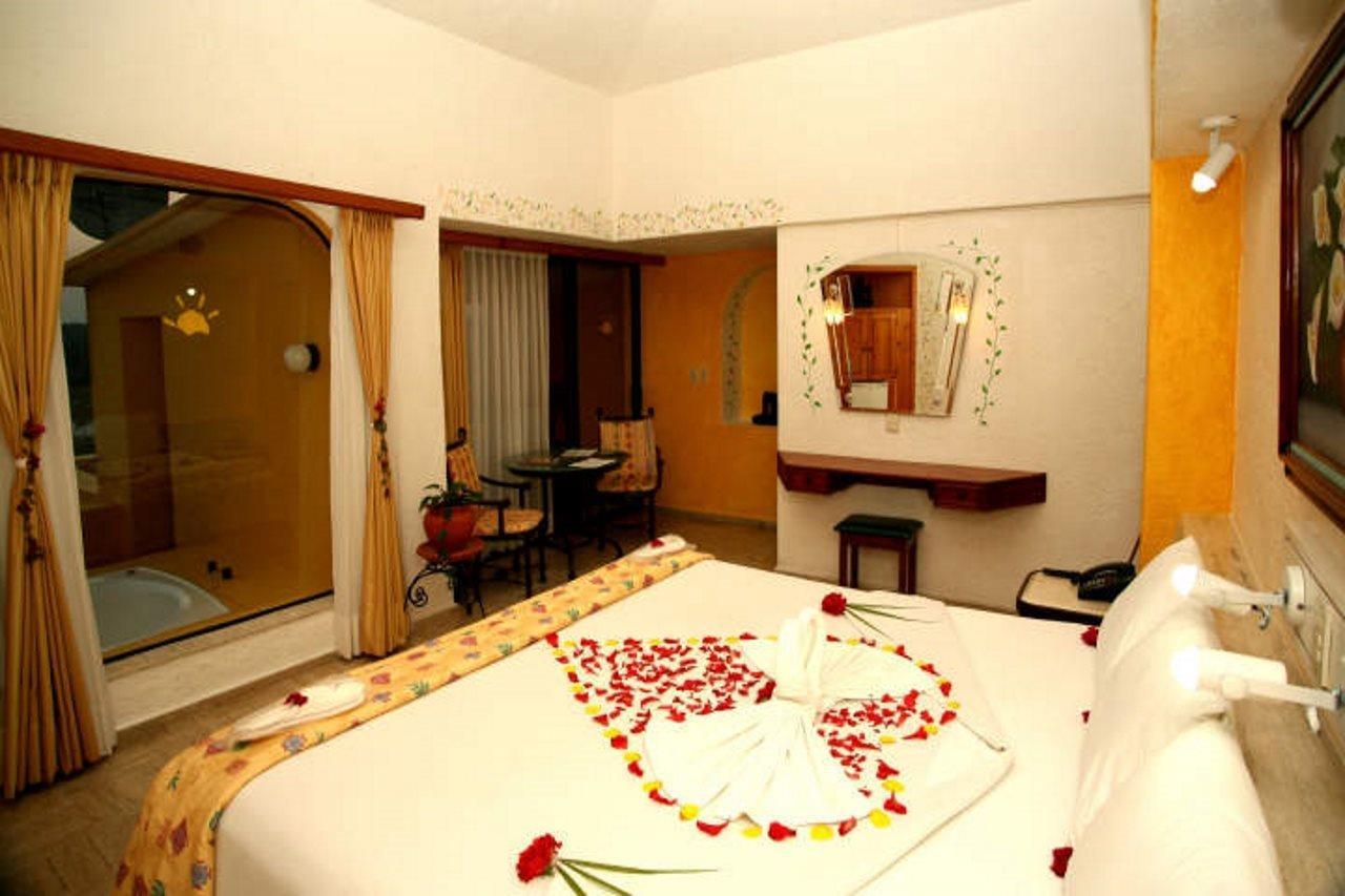 Отель Casa Del Mar Huatulco Экстерьер фото